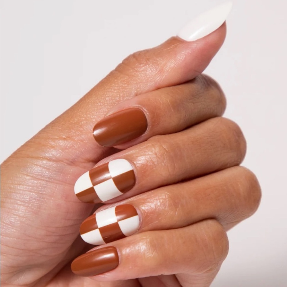 Urban Outfitters Chillhouse Chill Tips Modern Press On Nail Tips “Want S’more” - Picture 10 of 11